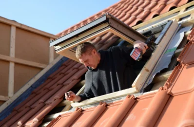Pose de fenêtres de toit Velux à Combret